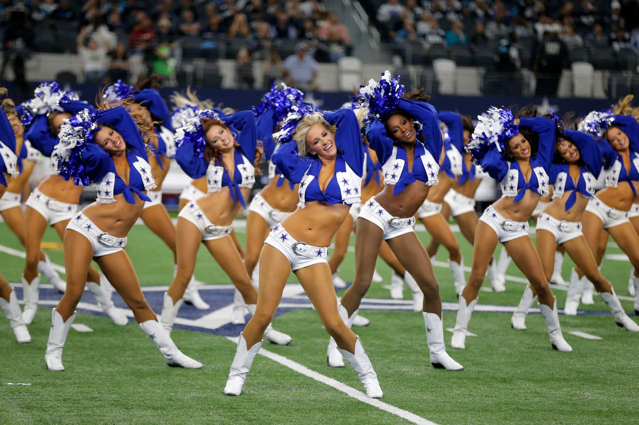 Cada una de ellas deleitó a los fans de la NFL con su belleza y carisma, checa las mejores tomas de las cheerleaders de la NFL en la Semana 12.