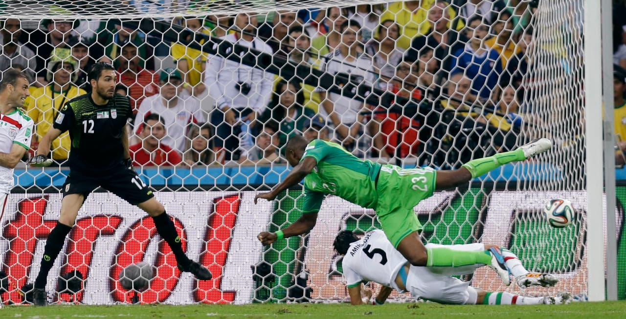 Lejos de eso, Nigeria tuvo casi el 70 por ciento de la posesión del balón y apenas tuvo cuatro disparos al arco, lo que permite entrever lo aburrido del partido, muy lejos de la expectativa de un Mundial.
