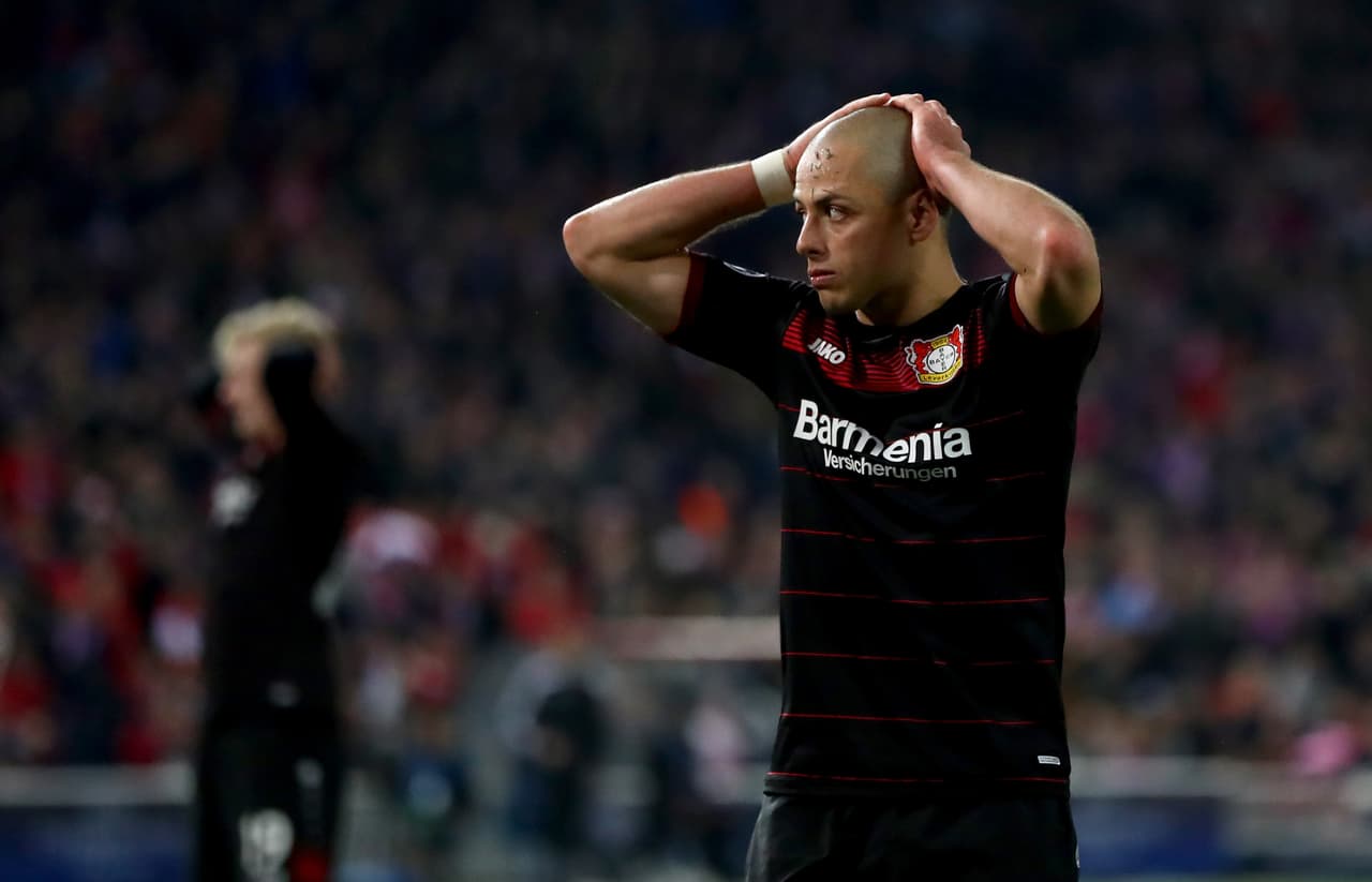 Sin embargo, el sueño se transformó en pesadilla y Bayer Leverkusen decayó, lo que llevó a la salida de su técnico y a una temporada para el olvido, en un cierre triste para el mexicano en Alemania.