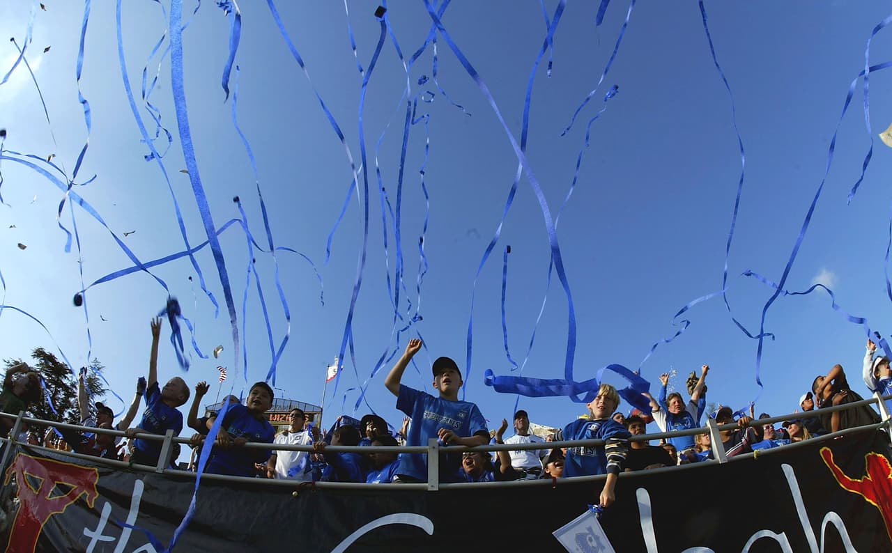 El Partido de las Estrellas regresaría a California en 2001 en un partidos entre Este vs. Oeste que se jugaría en el Spartan Stadium de San Jose.