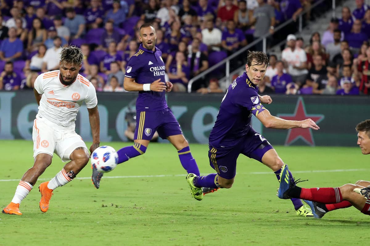 La definición al minuto 74, luego de un amague dentro del área, permitió a Josef Martínez (izquierda) inmortalizarse en la historia de la Major League Soccer.