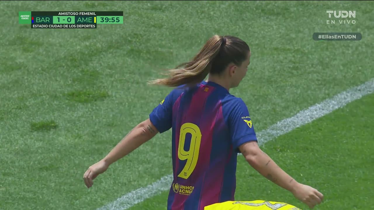 ¡Gol de Barcelona 1-0! Claudia Pina manda el balón al costado