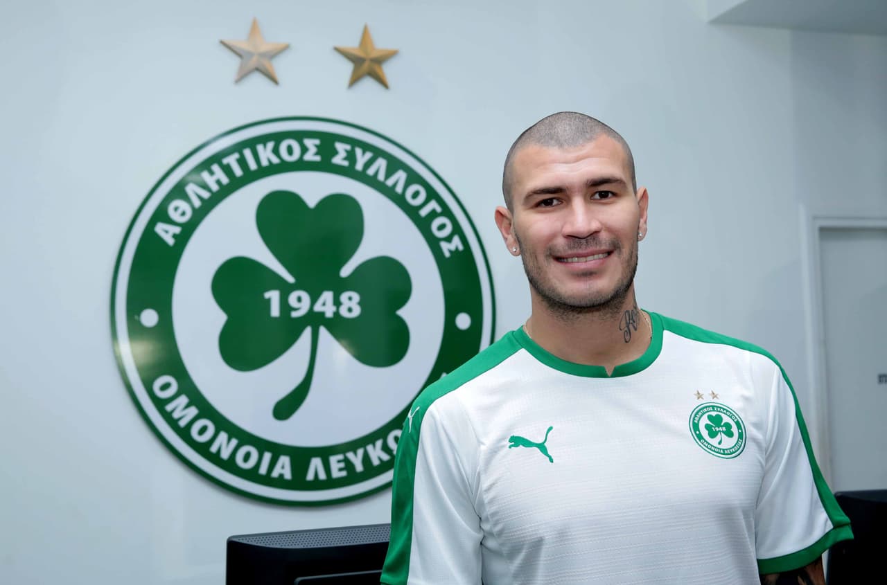 Jorge Enríquez fue presentado con el Omonia Nicosia de Chipre