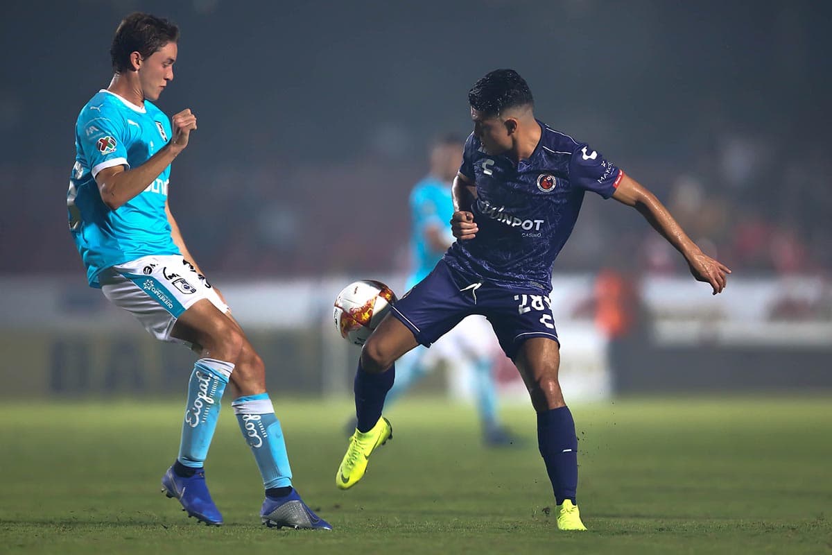 Aunque Veracruz tuvo dos goles de ventaja en el Estadio Luis Pirata Fuente, los visitantes reaccionaron en la parte final del encuentro para obtener la igualdad en el marcador.