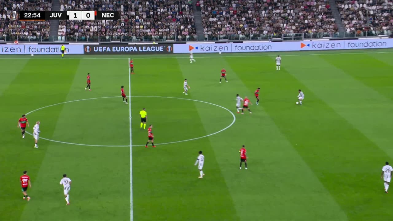 ¡GOL!  anota para Juventus. Kerim Alajbegovic