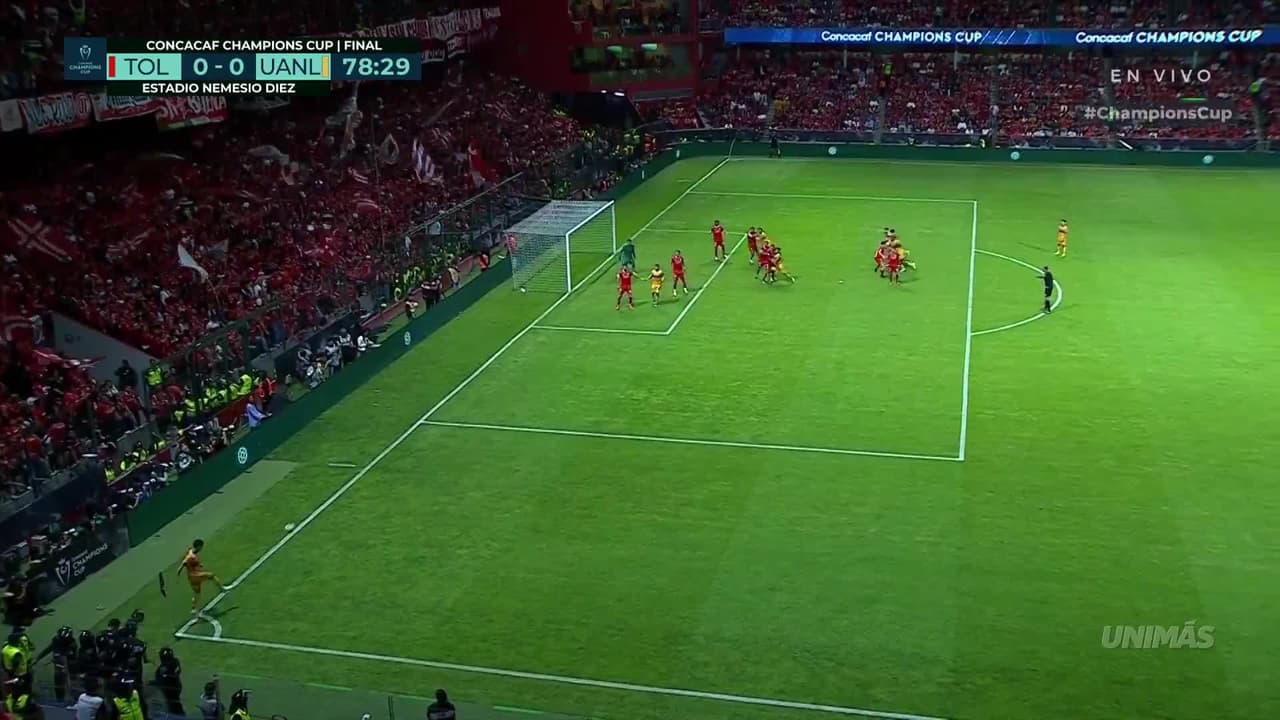 ¡No te lo puedo creer, el la línea dos veces Luis García está salvando a Toluca!