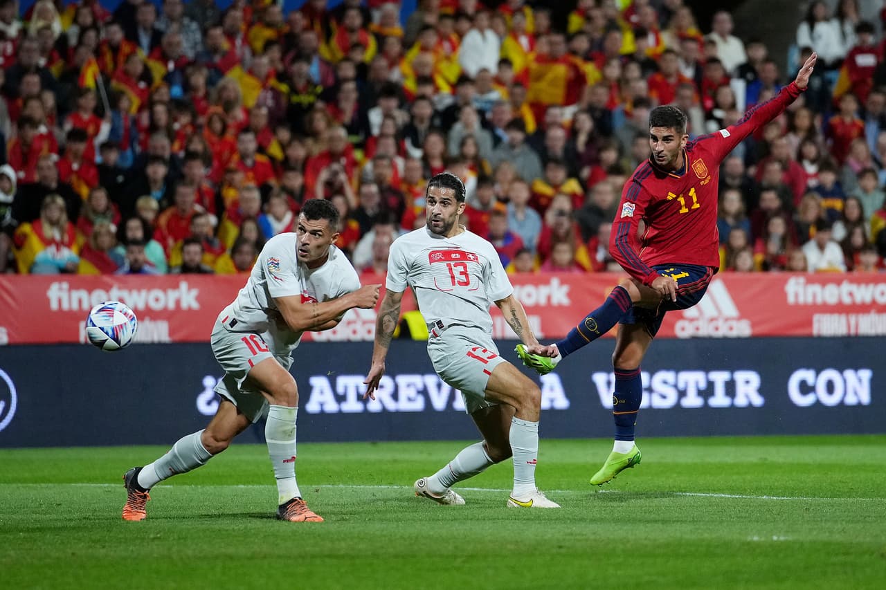 España sufrió una dolorosa derrota ante Suiza y dejó escapar la posibidad de depender de sí mismos para clasificar al Final Four.