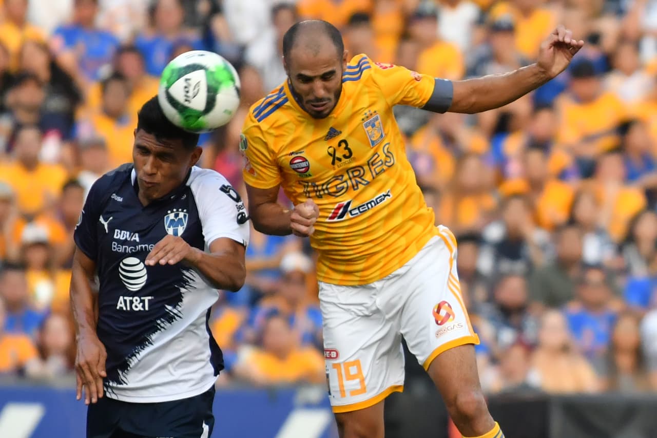Guido Pizarro impactó el balón con la cabeza y mandó el balón al fondo de las redes pero se presentó un fuerte choque entre ambos futbolistas y tuvieron repercusiones.