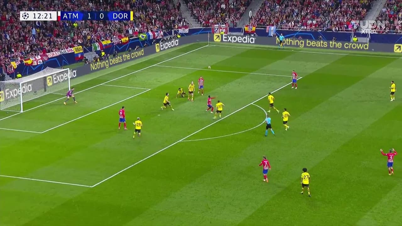 ¡TIRO ATAJADO! disparo por Samuel Lino.