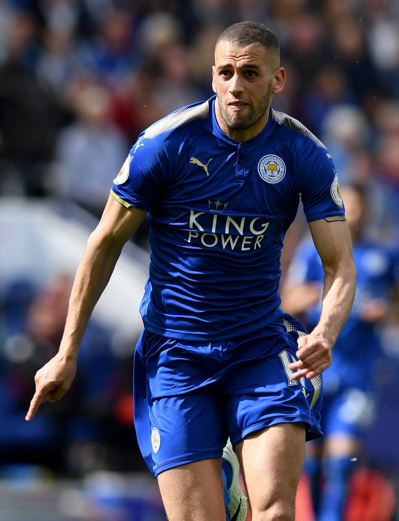 Con el argelino Islam Slimani, el Leicester hizo su fichaje bomba desembolsando 30 millones al Sporting de Portugal. Metió siete goles para un promedio de cuatro millones 300 mil dólares por gol.