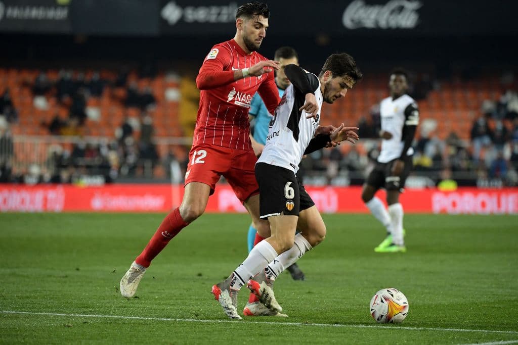 Sevilla no logró mantener el 0-1 hasta el final del encuentro y se ben conformar con el empate 1-1 frente al Valencia.