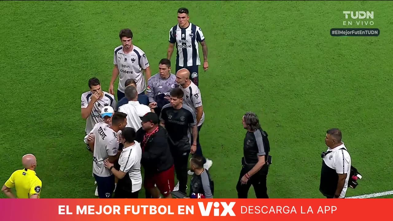 ¡Siguen los problemas! Mohamed se hace de palabras con la banca de Rayados