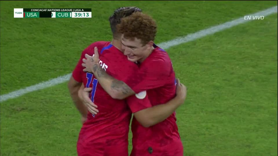 ¡GOOOL! Joshua Sargent anota para USA