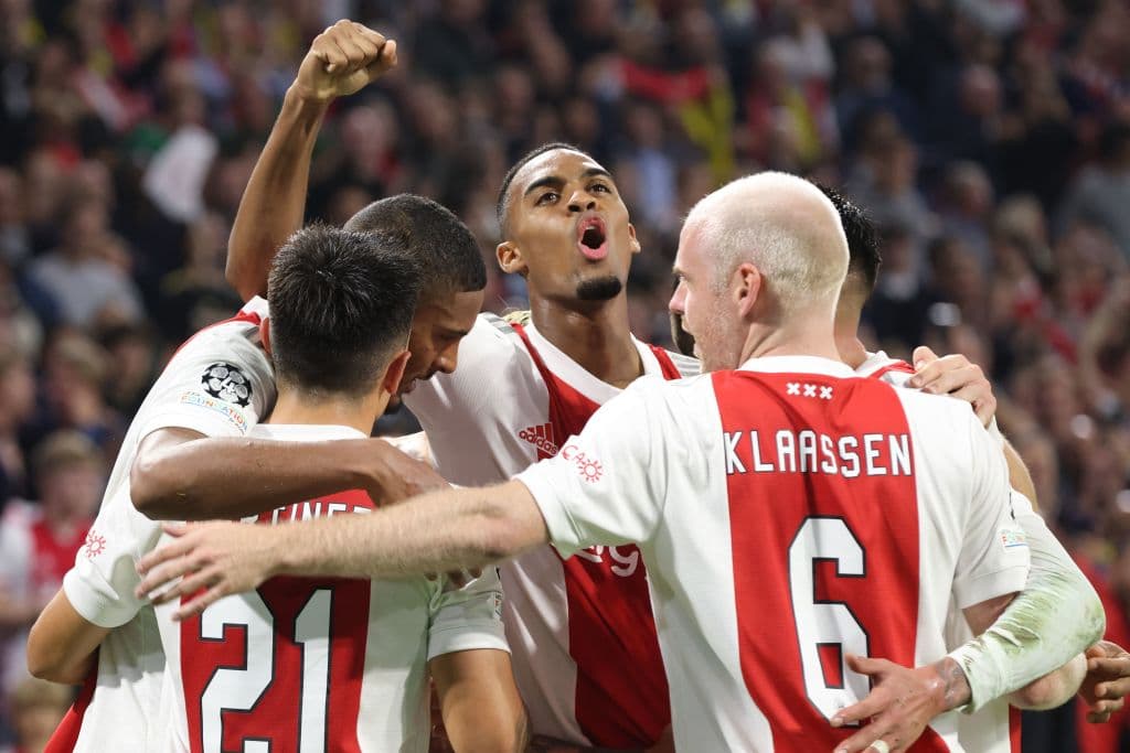 Ajax pasa por encima del Borussia Dortmund y golean 4-0, Inter no quiere tener la misma suerte que el Madrid y vencen 3-1 al Sheriff y el Porto continúa en la pelea por su pase a los octavos de final luego de vencer por lo mínima (1-0) al Milan.