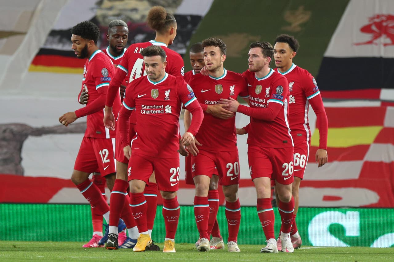 Los campeones de la Champions League se imponen tranquilamente ante el FC Midtjylland 2 goles a cero. El portugués Diogo Jota abre el marcador al minuto 55 y Mohamed Salah sella la victoria al minuto 93 ante los daneses en la segunda fecha de la Champions League.
