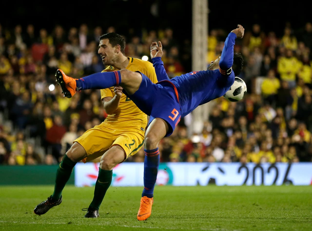 Sin embargo, durante el primer tiempo lució confundido y sin llegadas claras a la portería australiana.