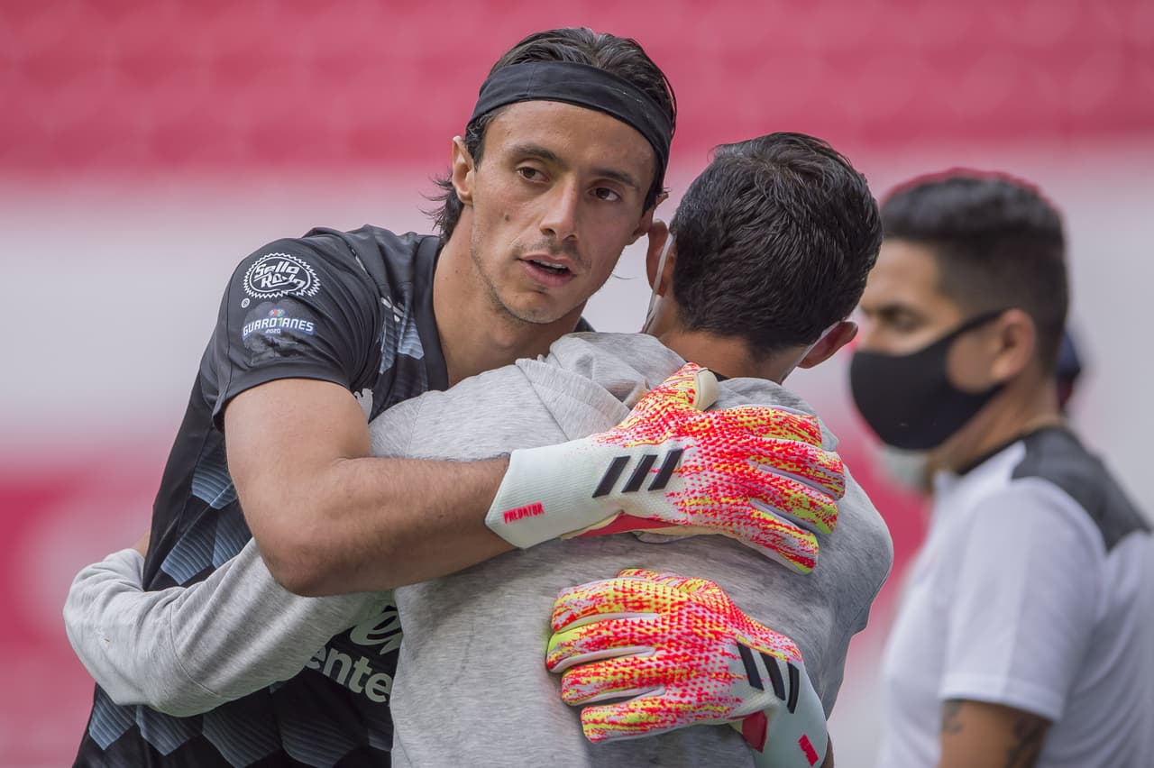 León tocaba la puerta de Antonio Rodríguez a los 4’, pero el cancerbero rojiblanco estaba atento.