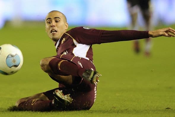 Pero su traspaso al equipo italiano no se dio por problemas de papelería. Como volante ofensivo, se manejó en Tigres como una adquisición espectacular, que puede aportar algo más de lo que ya tienen.