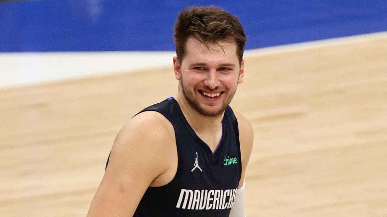 Brilla Luka Doncic en triunfo de Dallas sobre Golden State