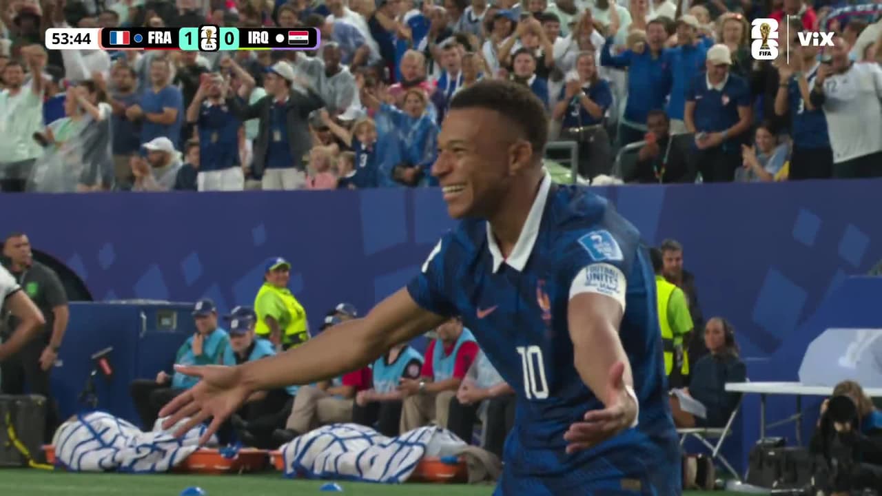 ¡Tremendo error de Irak! Mbappé aprovecha el regalo y pone el 2-0