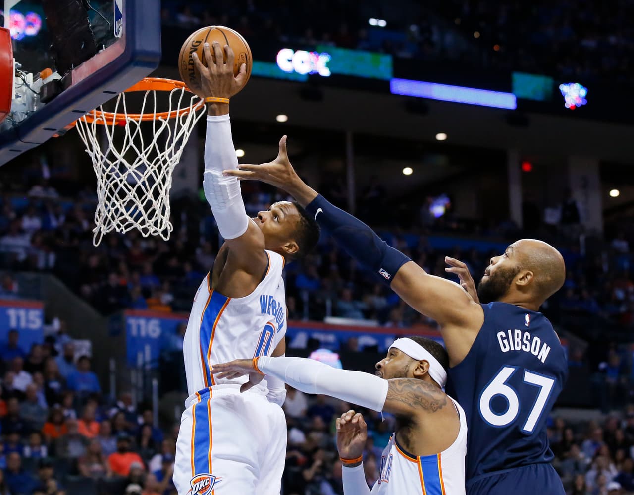 Un triple de Andrew Wiggins cuando el tiempo expiraba le dio un triunfo a los Timberwolves con pizarra de 115-113 sobre el Thunder.