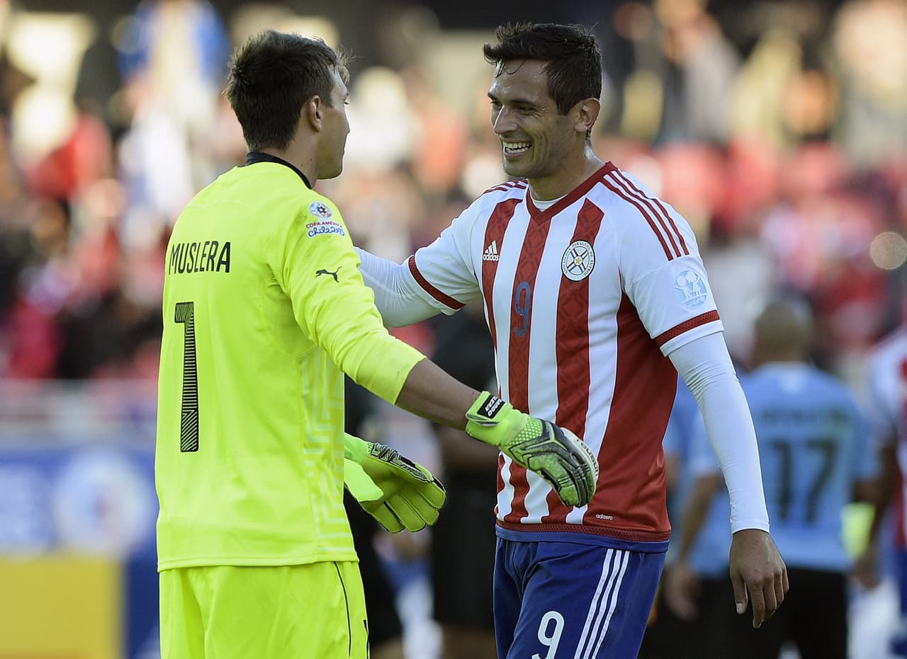 Uruguay y Paraguay dividieron unidades en un duelo entretenido.