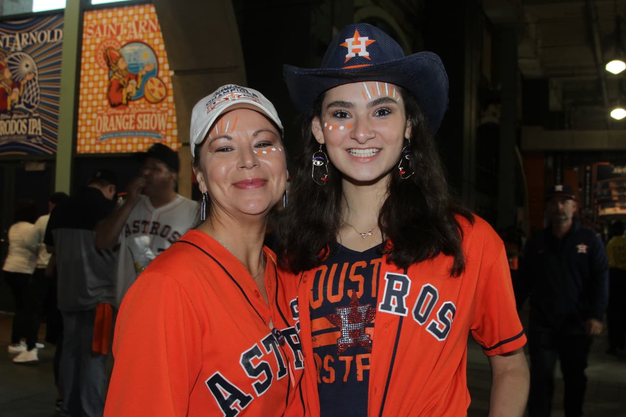 Así se vive el ambiente en Houston para recibir el Juego 6 de la Serie Mundial entre Astros y Nationals.