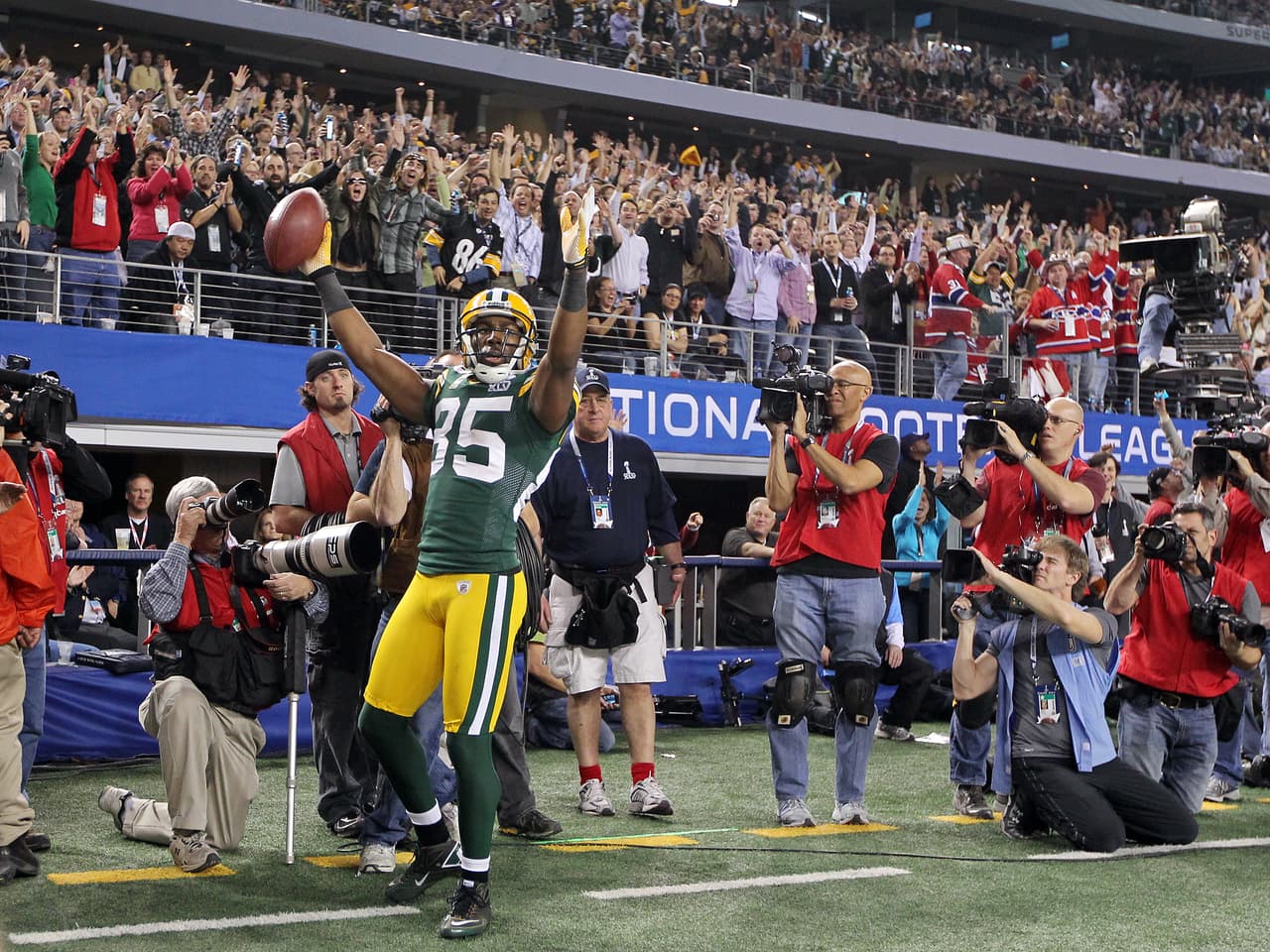Tras 10 años de carrera donde ganó un Super Bowl, Greg Jennings anunció se retiro