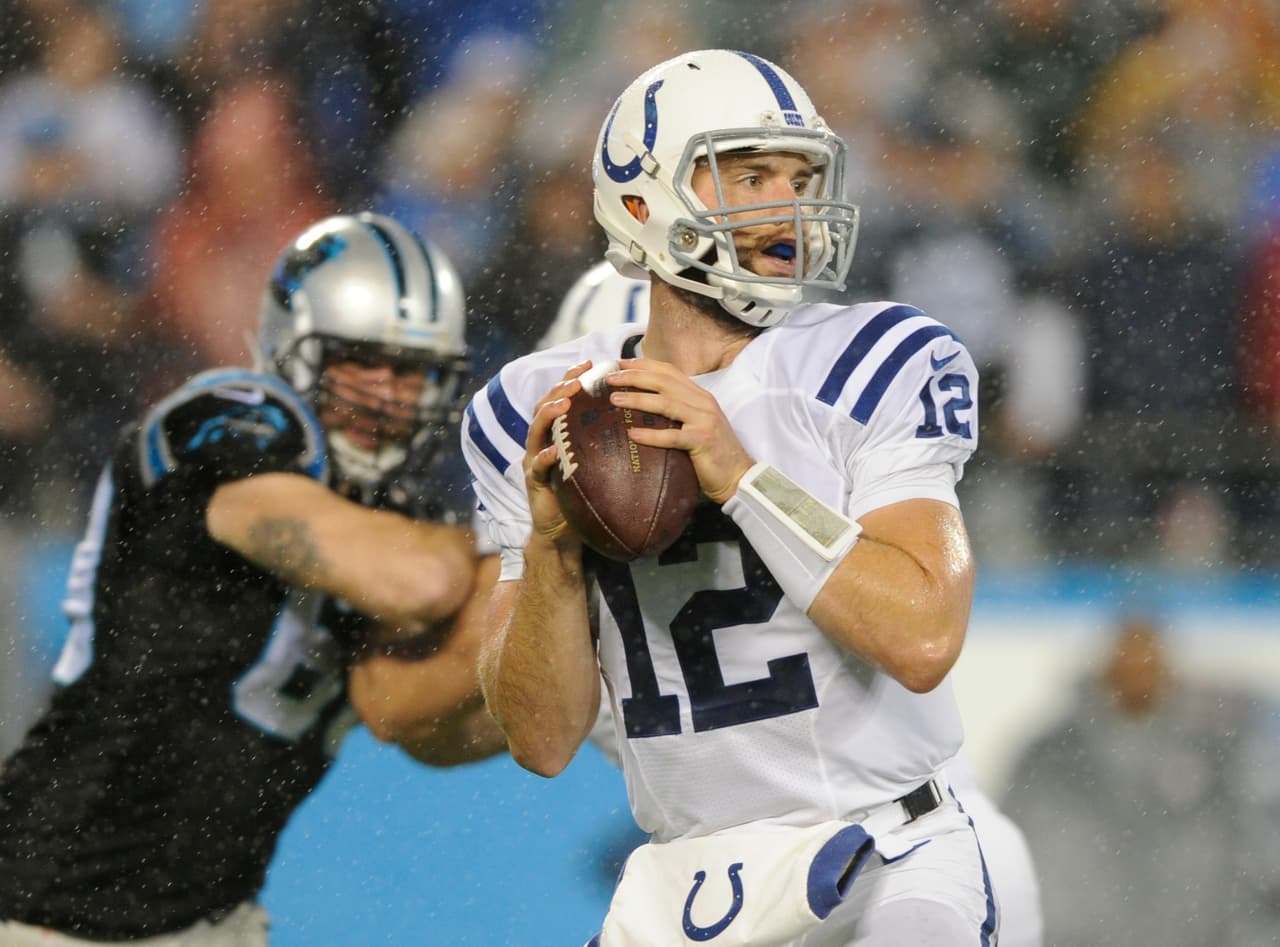 Emocionante partido que cerró la Semana 8 de la NFL donde los Panthers mantuvieron el invicto al derrotar, en tiempo extra, a los Colts por 29-26. ¡Checa las mejores tomas!