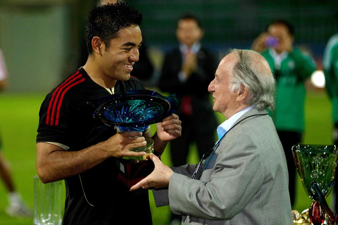 Durante el torneo Esperanzas de Toulon del 2012, Fabián la rompió. Fue el Balón y Botín de Oro del prestigioso certamen, y llevó a ‘El Tri’ a salir campeón.