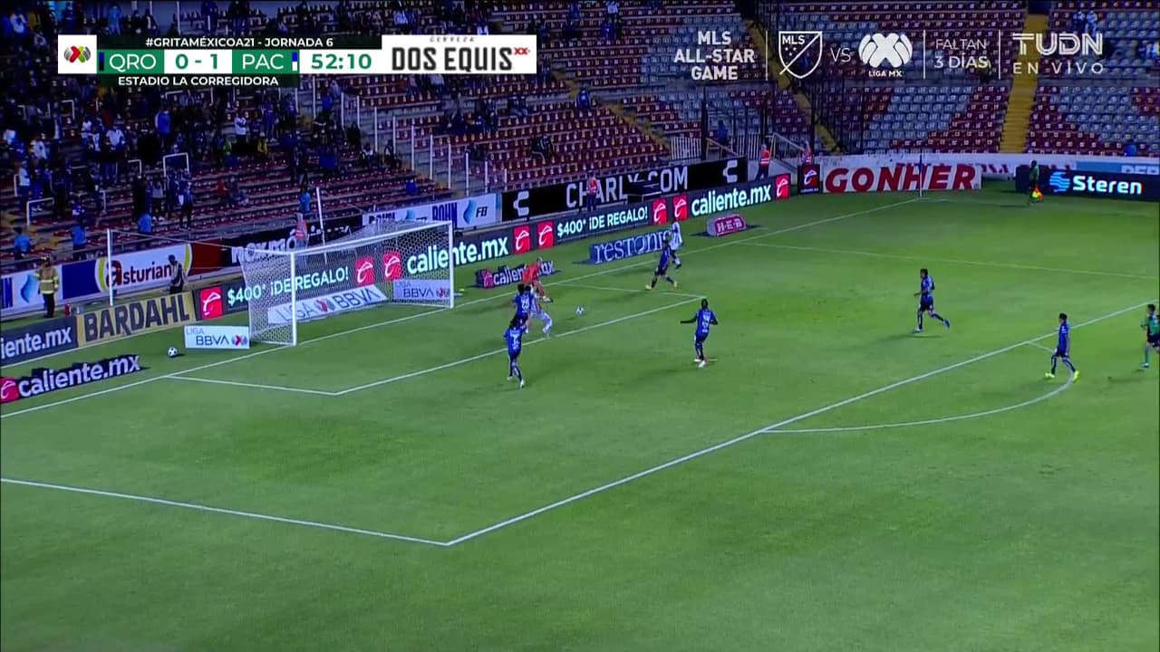 ¡TIRO ATAJADO! disparo por Víctor Guzmán.