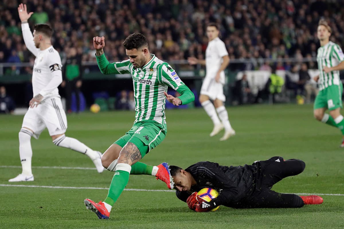 El costarricense Keylor Navas nuevamente fue titular en el arco 'Merengue', de nuevo con una actuación casi impecable.