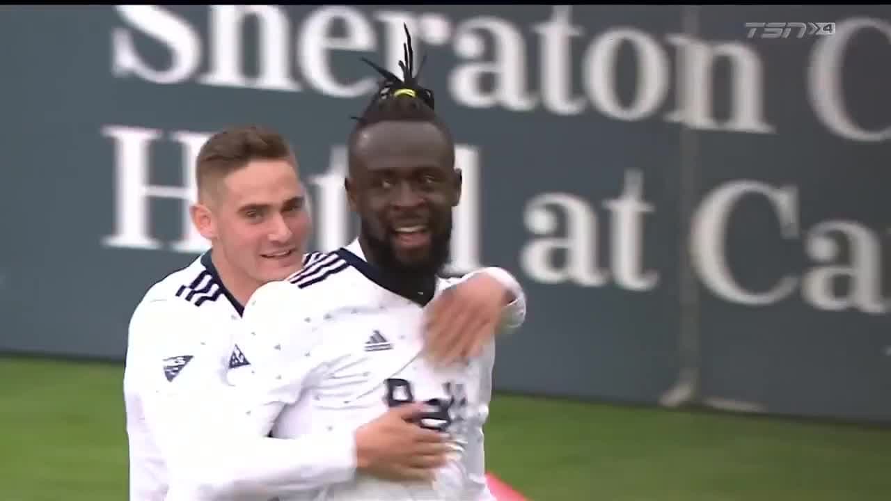 Vancouver Whitecaps derrotó a Columbus Crew 2-1 con anotación del ex goleador de la Pandilla Kei Kamara