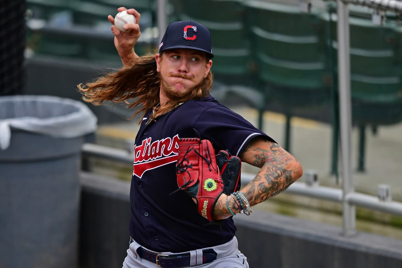 Mike Clevinger, de Indians, estalla contra regla de extrainnings