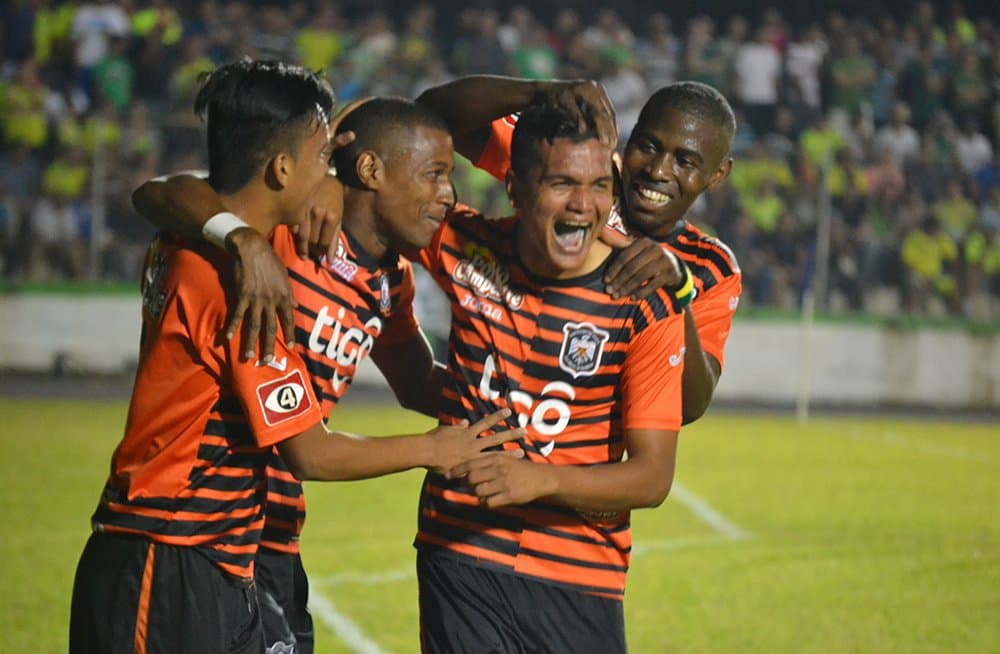 Águila lidera el Clausura salvadoreño y relega al campeón al segundo lugar