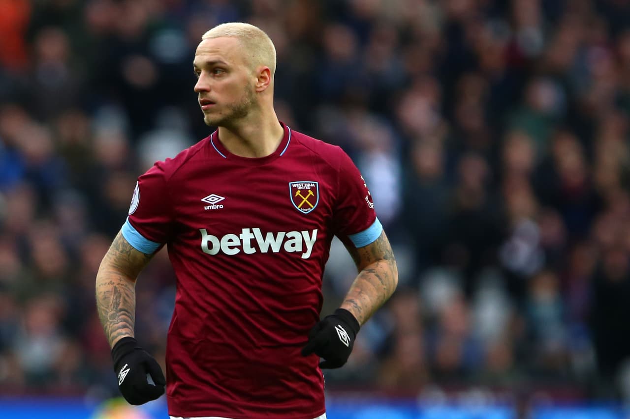 Aunque se dice que tiene mercado en Inglaterra, Marko Arnautovic contaría con una oferta millonaria del fútbol de China, más precisamente del Shanghai SIPG.