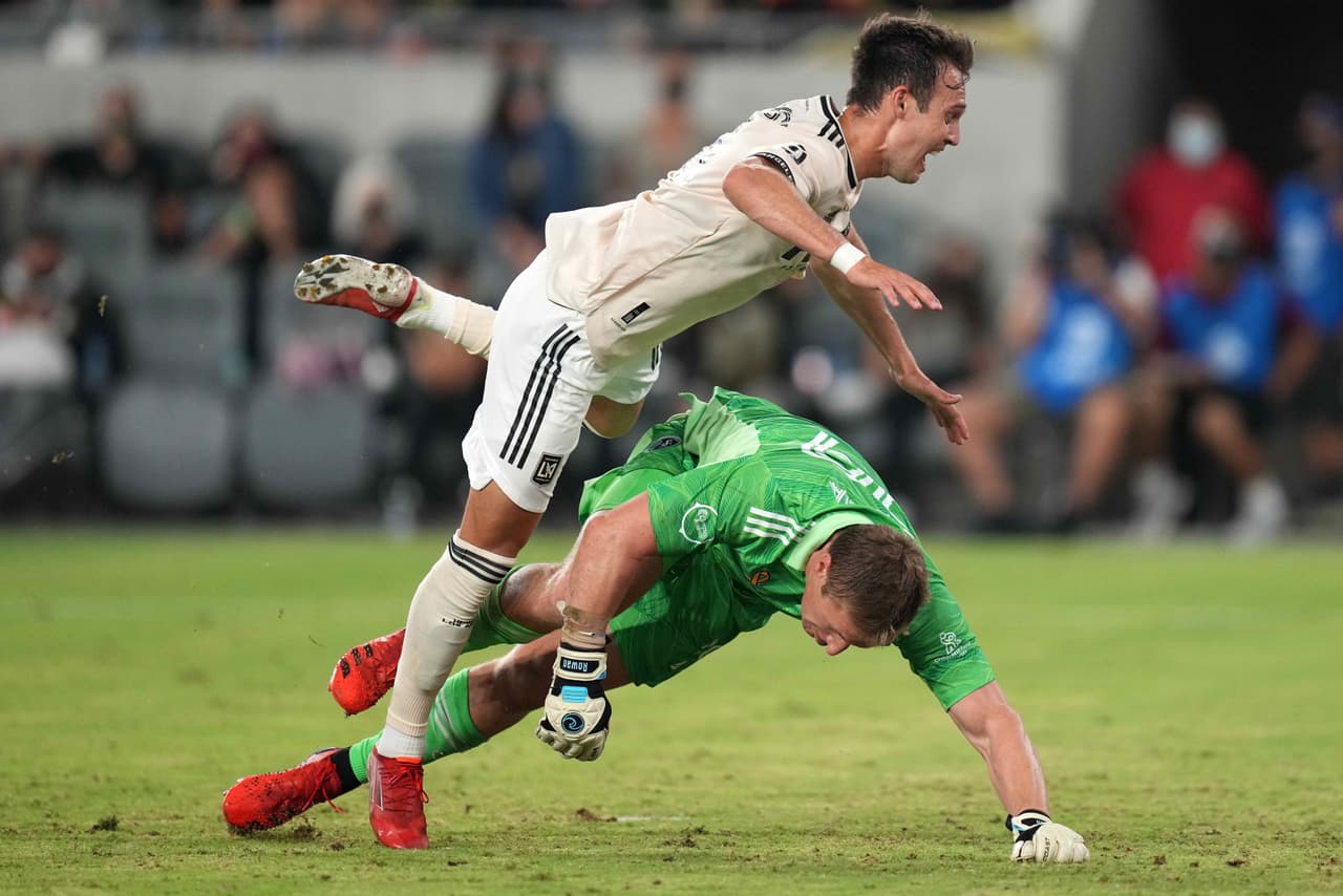 El marcador final fue un gran respaldo anímico para un LAFC que ahora mismo está fuera de las posiciones de clasificación a los Playoffs.
<br>