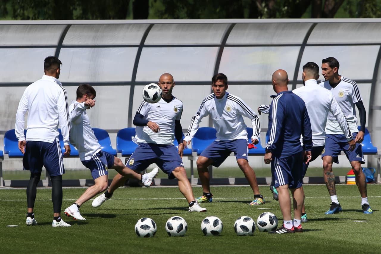 Luego de clasificar en la última fecha de la eliminatoria Sudamericana, Argentina busca convertirse en candidato al título, y su primer paso es vencer a la sorpresiva Islandia.