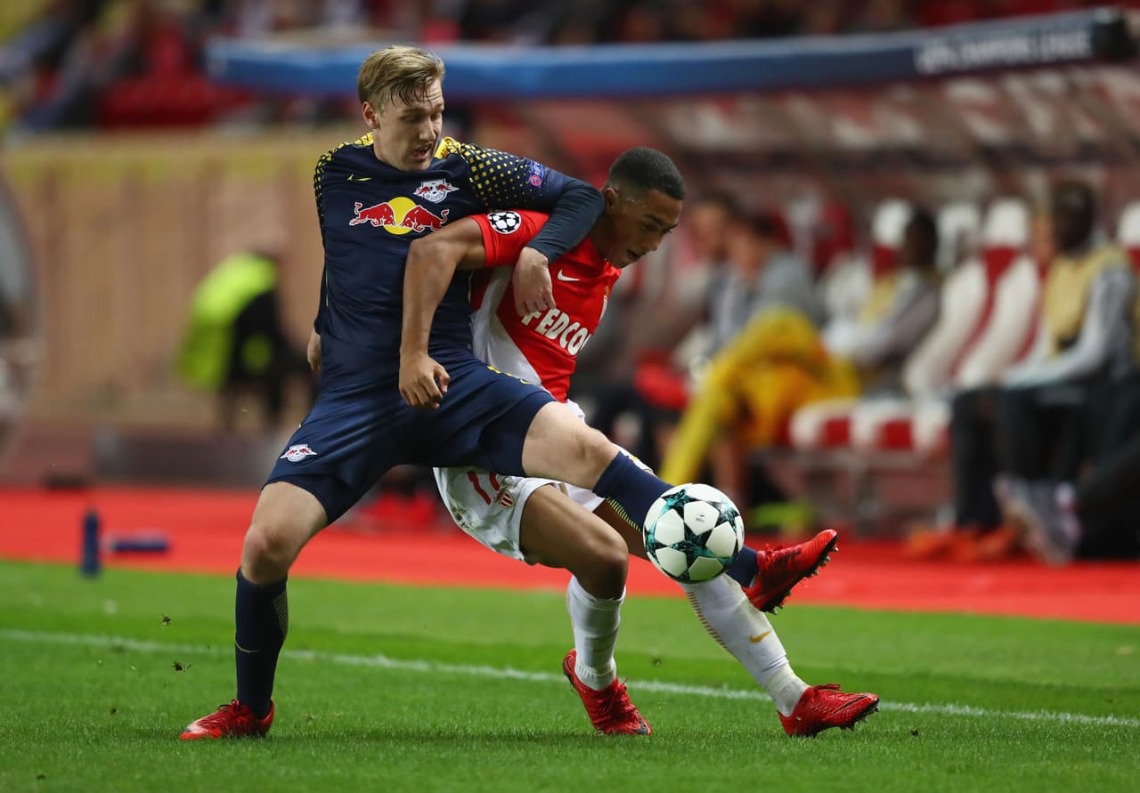 MONACO - NOVEMBER 21: Emil Forsberg of RB Leipzig and Youri Tielemans of AS Monaco FC battle for possession during the UEFA Champions League group G match between AS Monaco and RB Leipzig at Stade Louis II on November 21, 2017 in Monaco, Monaco. (Photo by Michael Steele/Getty Images)