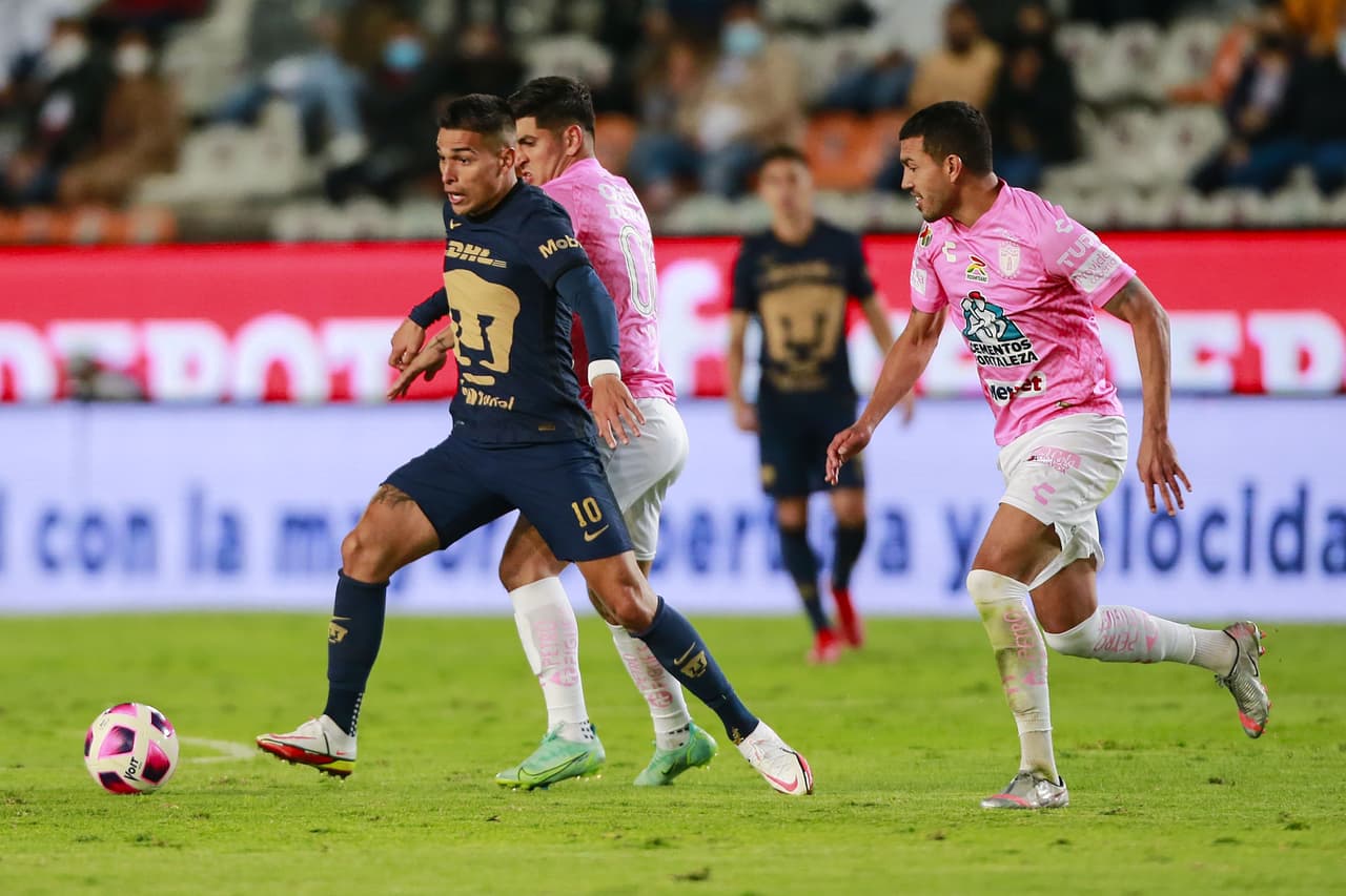 Pumas dejó escapar tres puntos de oro ante el Pachuca que empató el partido sobre el final con un penalti.