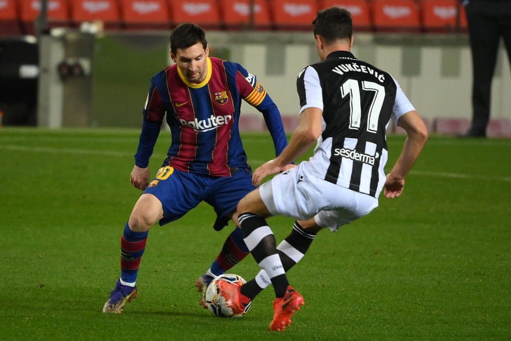 Con gol de Lionel Messi, Barcelona vence por la mínima al Levante durante la décima jornada de La Liga. El argentino sumó su gol número 600 con el club culé