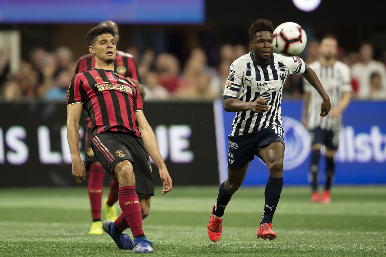 Para la segunda mitad, el equipo local salió con una mejor actitud, con la implicación de tener que arriesgar y adelantar líneas pero empezaron los 45 minutos restantes con ímpetu.