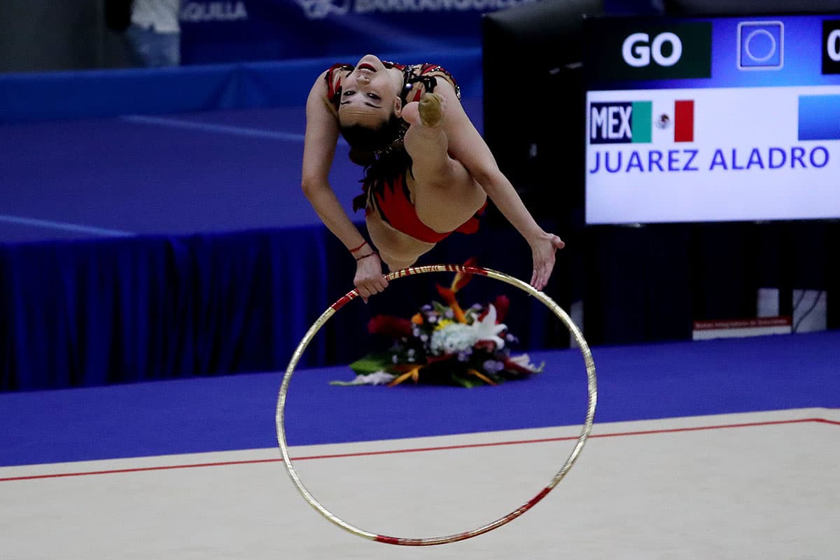 La gimnasia rítmica continúa para México en la competencia individual, con Ledia Juárez y su rutina de aro.