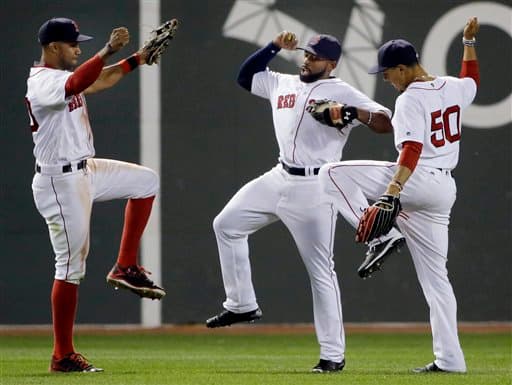 David Price poncha a 12 en paliza de Medias Rojas sobre Astros