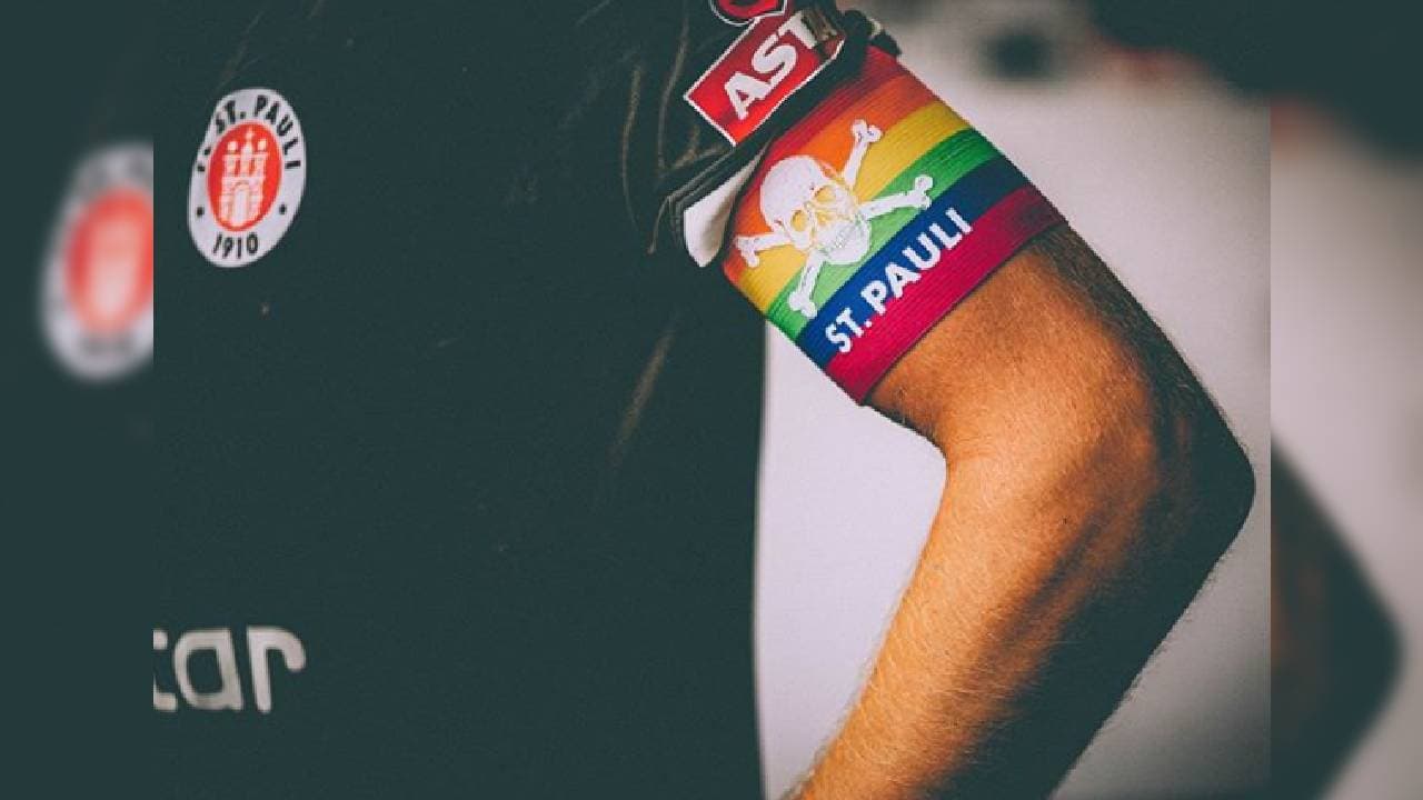 Jugadores, staff y aficionados del club que milita en la segunda división, tienen una identidad antifascista e incluyente; además comparten ideales sociales de íconos como Emiliano Zapata y ‘El Che’ Guevara.