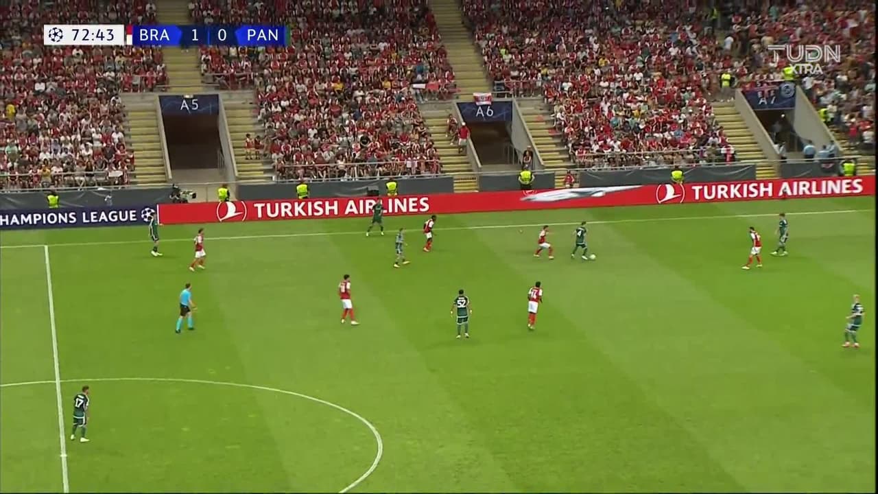 ¡GOL!  anota para Sporting Braga. Álvaro Djaló