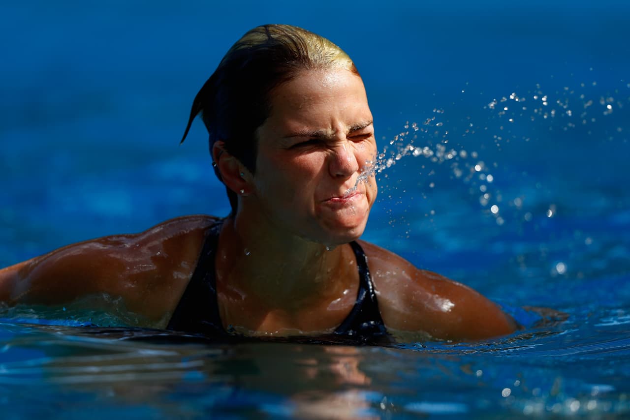 La clavadista alemana Nora Subschinski durante una sesión de práctica. 
<br>
