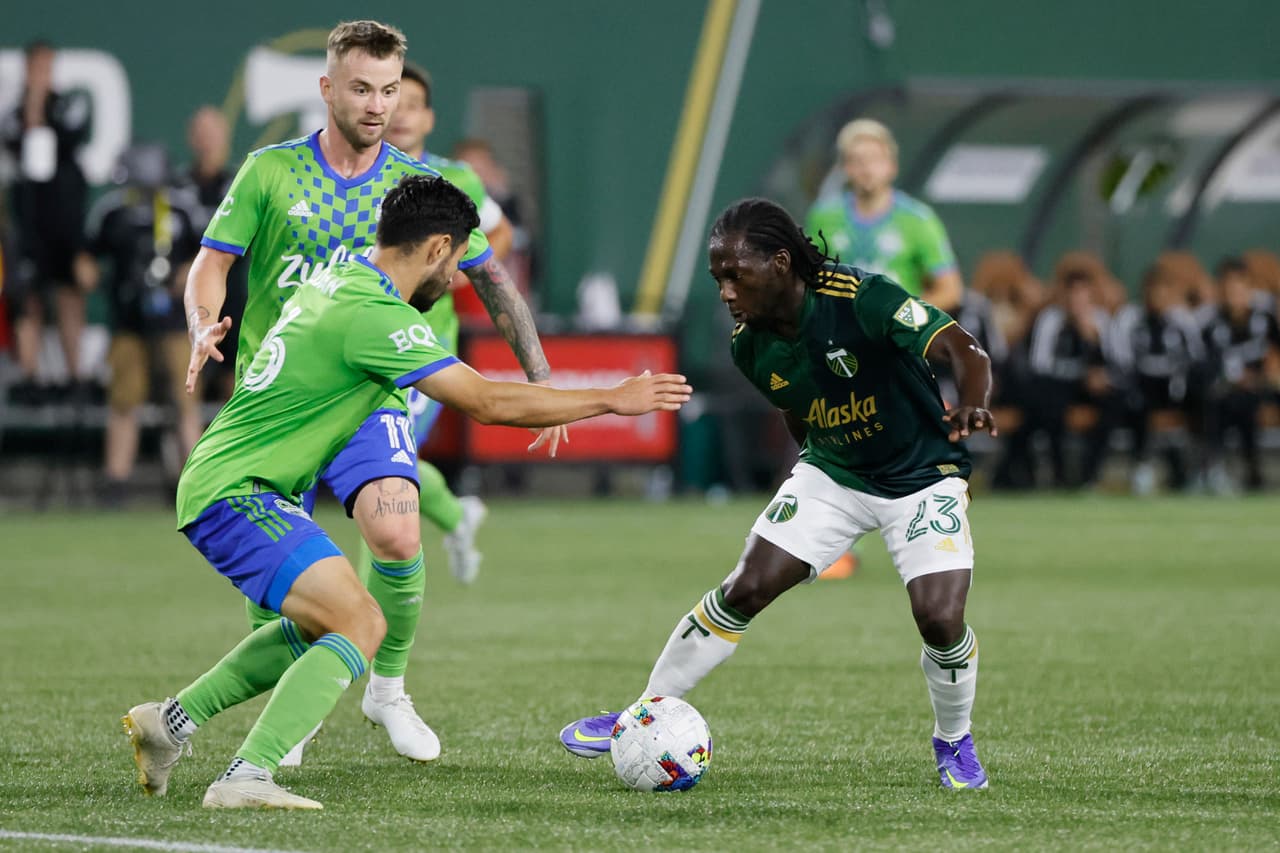 Paradoja Cascadia: Gol de Yimmi Chara para Portland le brinda liderato del Oeste a Seattle