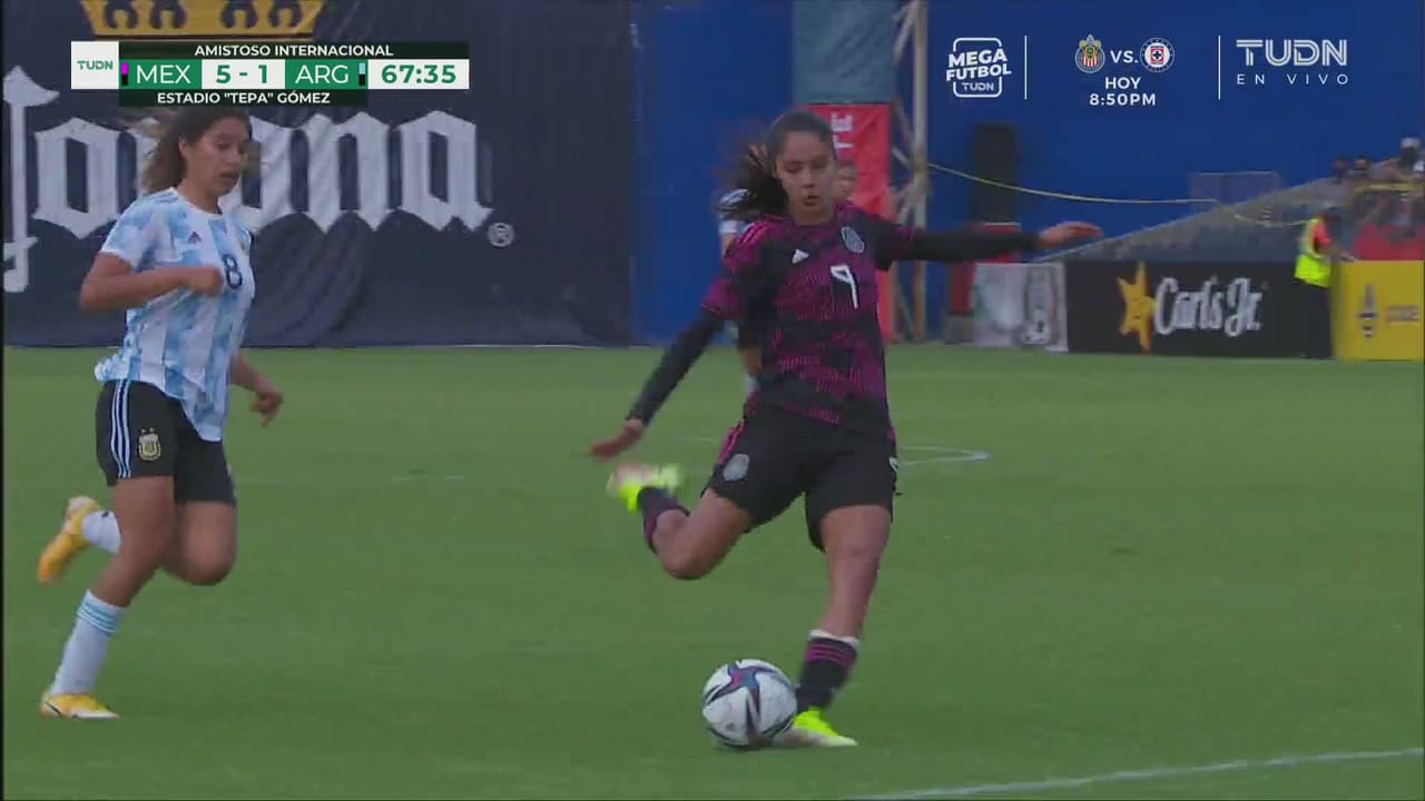 ¡Una 'manita'! Alison González logra el 5-1 del Tri