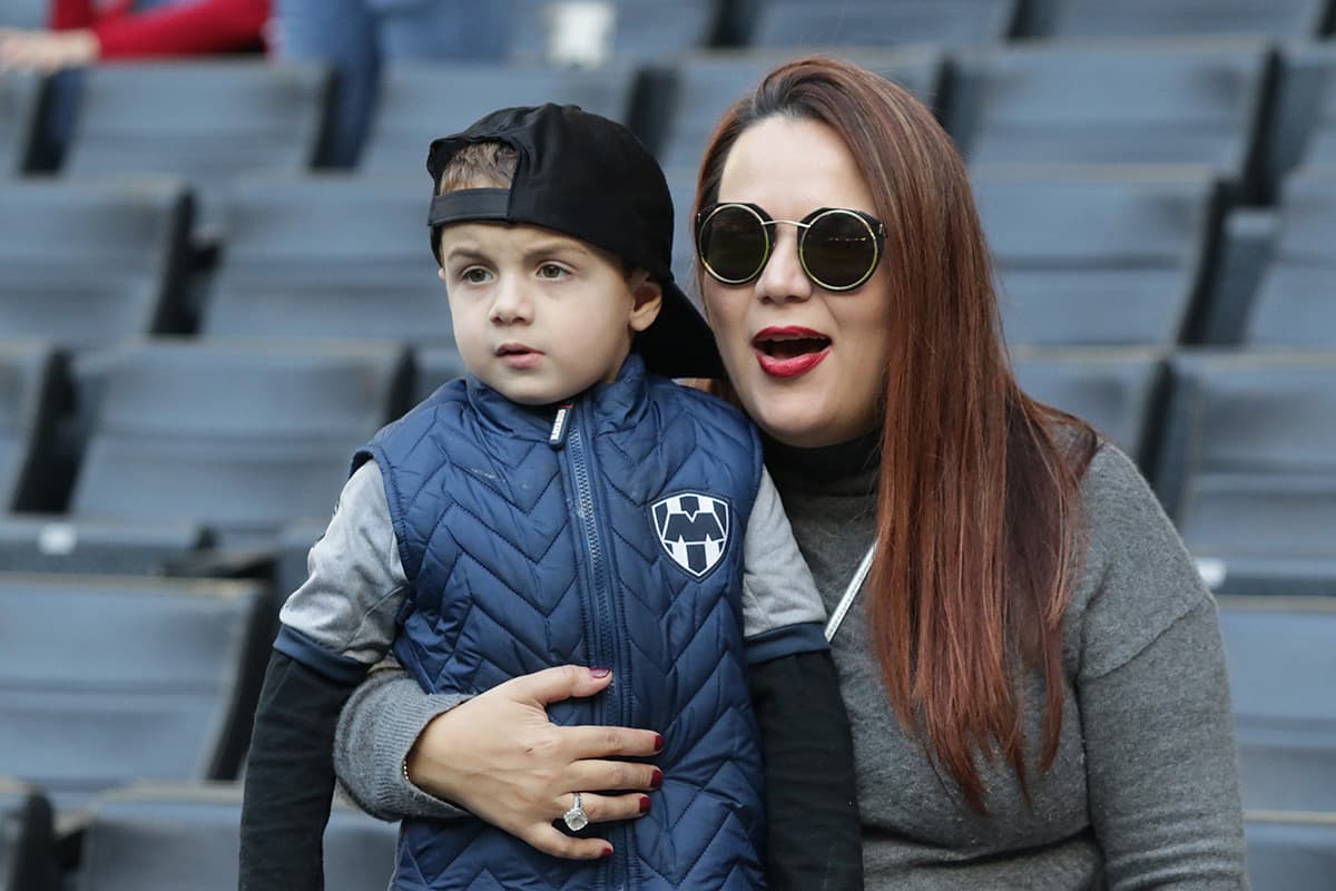 Los fanáticos de Rayados en el Estadio Bancomer para el juego contra Tuzos en la Jornada 1 del Clausura 2019.